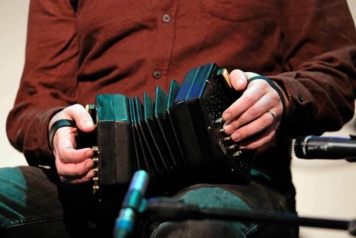 Sponser Donate instruments