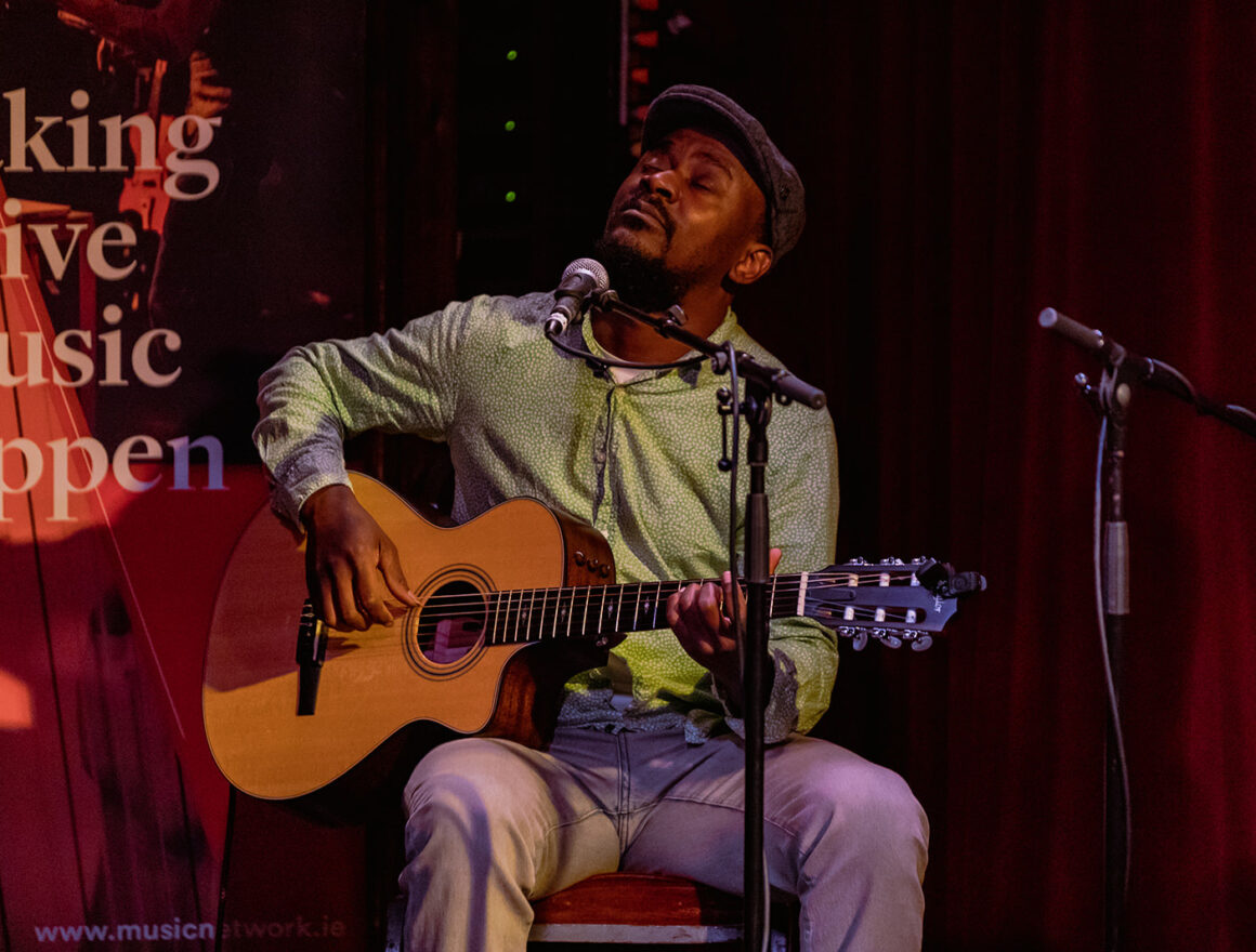 Niwel Tsumbu photographed by Robert Flanagan during the concert in The Sugar Club