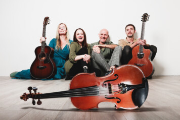 Music Network presents Niamh Dunne Bróna Mc Vittie Cormac Breatnach Seán Óg Graham photo by Marc O Sullivan 35