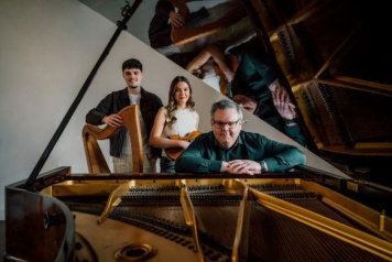 Photoby Ruth Medjber ruthlessimagery 181