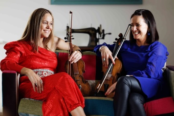 RESIZED KANE SISTERS